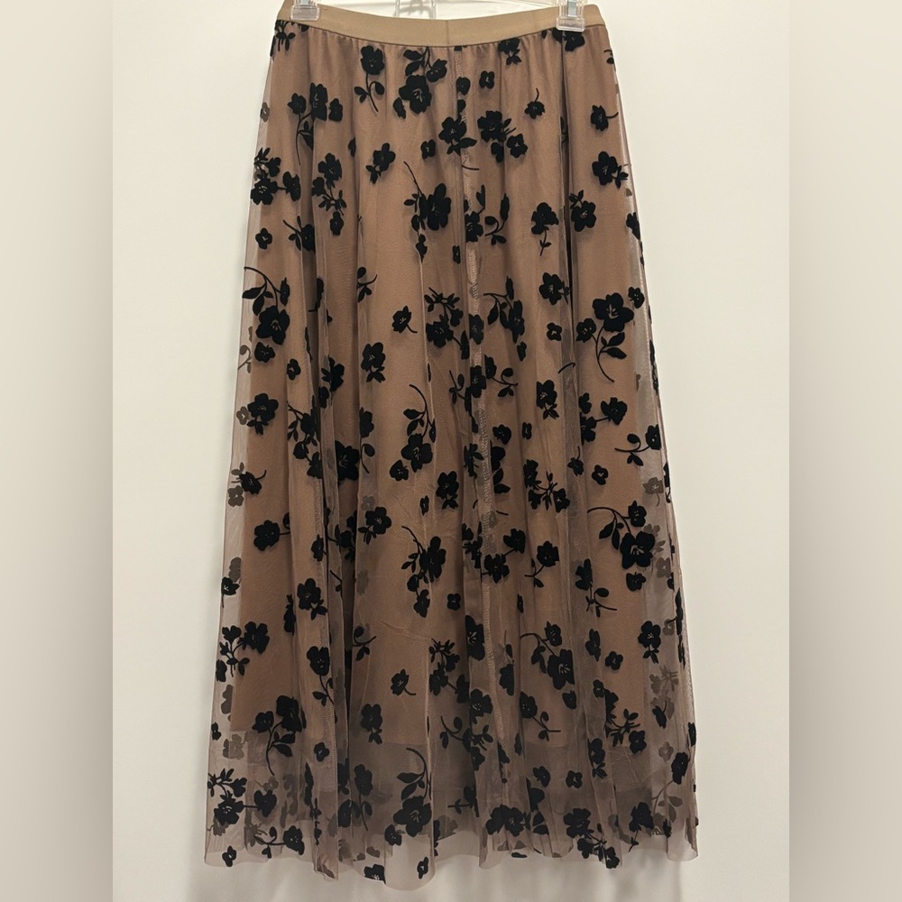Elegant Black Floral Skirt
